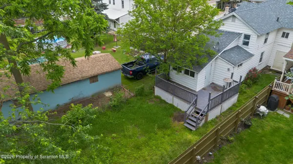 121 Throop ST, Scranton, PA 18508