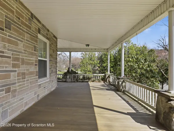 294 Elmhurst BLVD, Dunmore, PA 18505