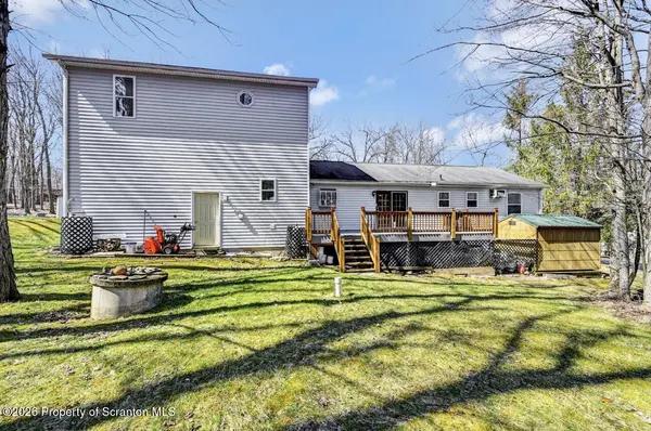 9105 Belvedere RD, Tobyhanna, PA 18466