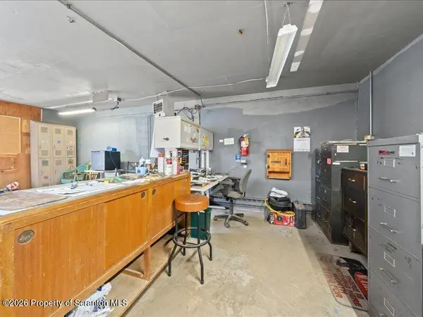 9892 Forest Lake RD, Montrose, PA 18801