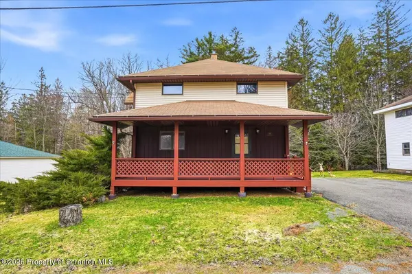 59 Tobyhanna RD, Gouldsboro, PA 18424