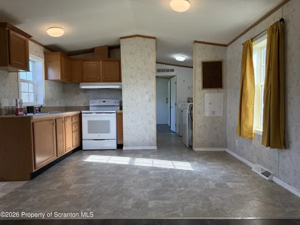 130 Buckingham HTS, Moscow, PA 18444