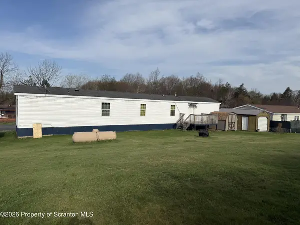 130 Buckingham HTS, Moscow, PA 18444