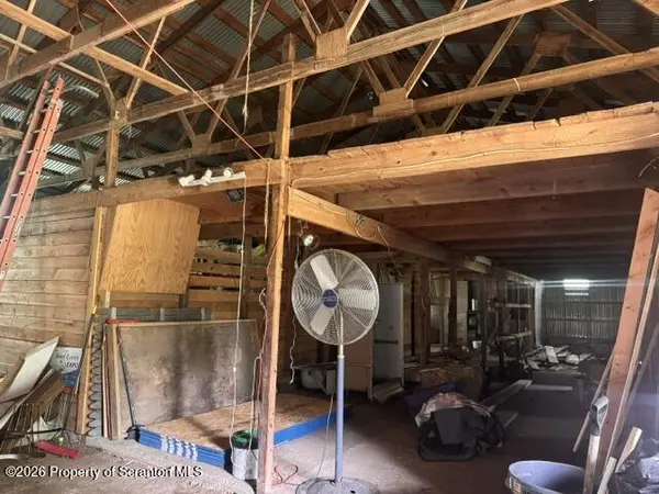 768 McCollum RD, Montrose, PA 18801