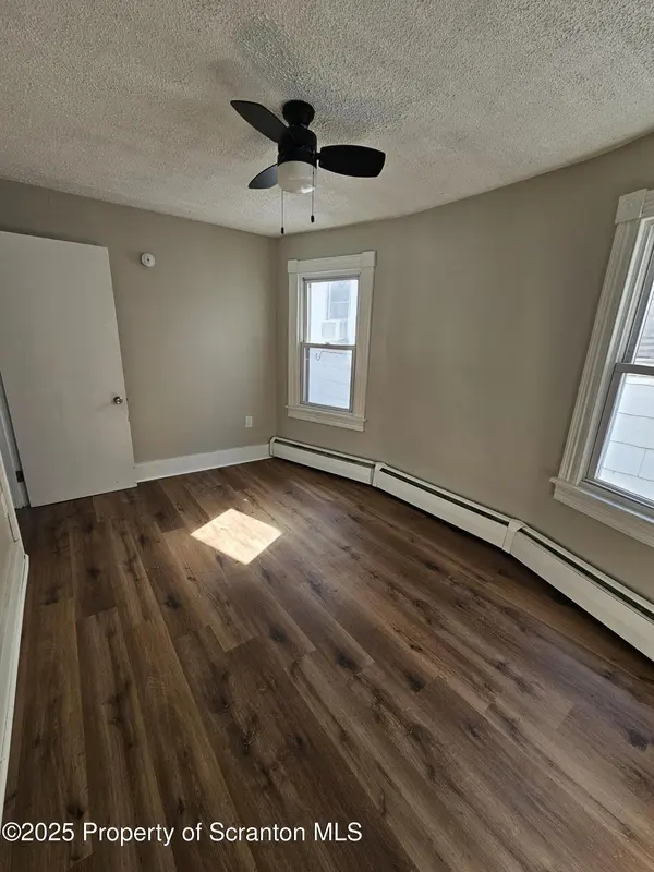 109 Logan ST, Wilkes-barre, PA 18702