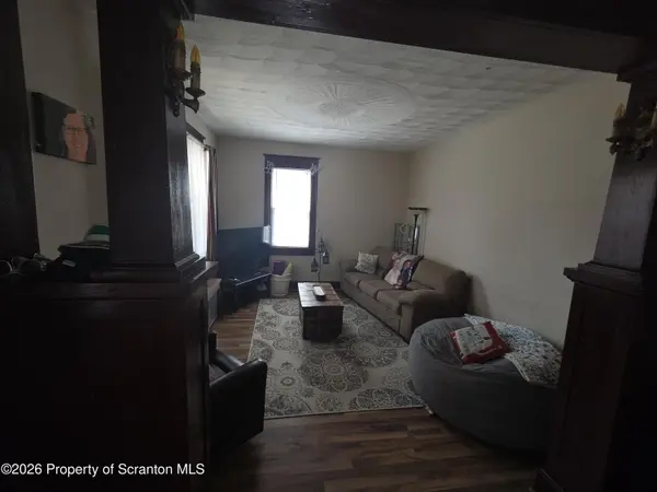 219 E Elm ST, Dunmore, PA 18512