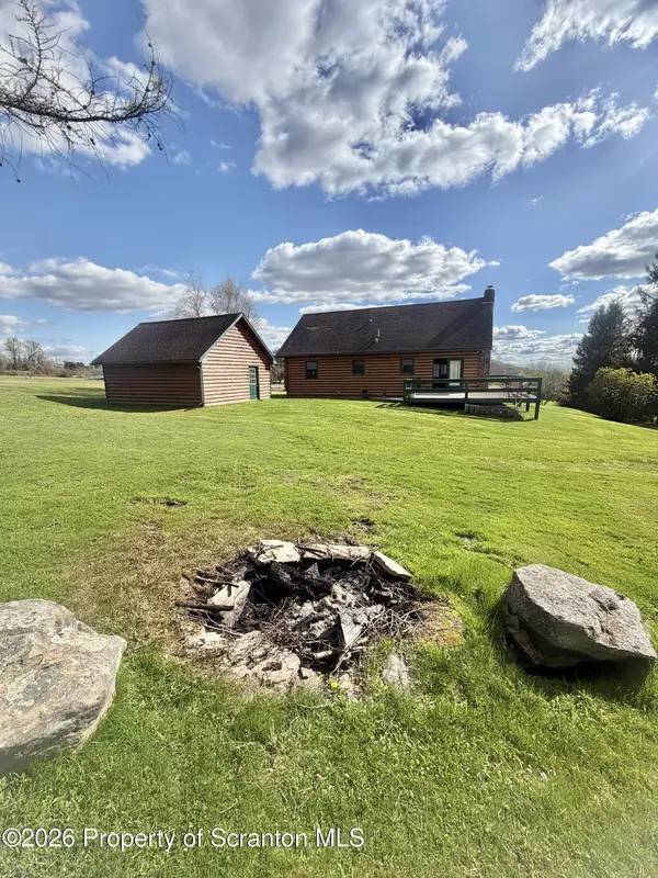 5087 State Route 247, Clifford Twp, PA 18421