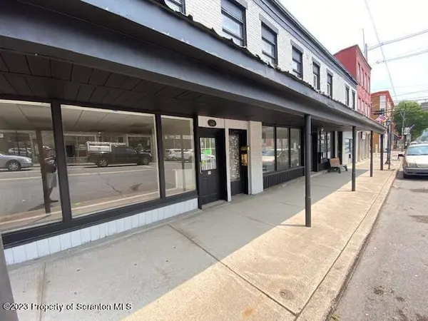 31-35 E Tioga ST, Tunkhannock, PA 18657