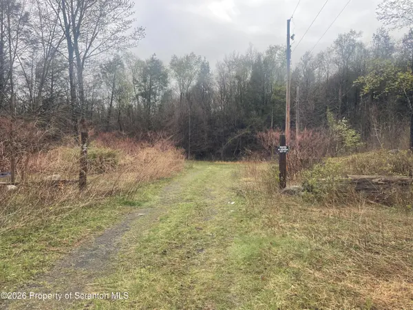 50 Delaware ST, Simpson, PA 18407