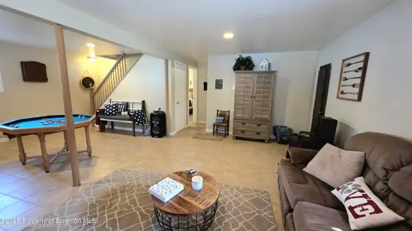 3412 Farwood CT, Lake Ariel, PA 18436