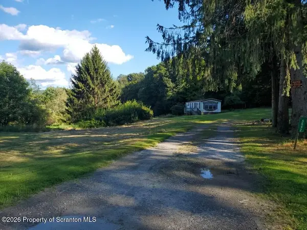 5642 Mislevy RD, Factoryville, PA 18419