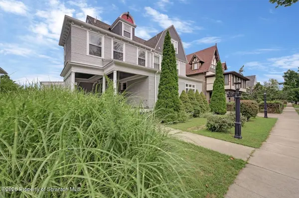 621 Clay AVE, Scranton, PA 18510
