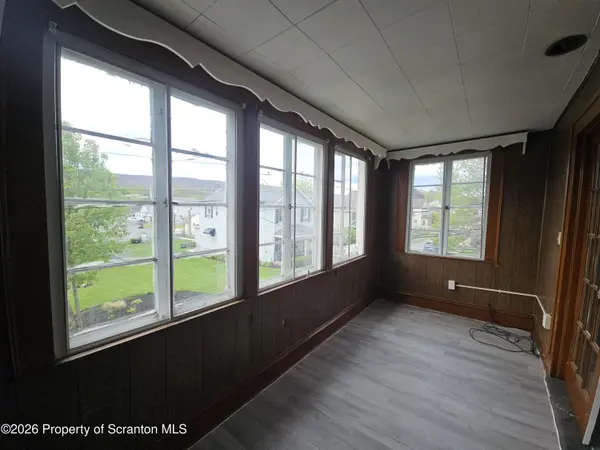 114 William ST #2, Old Forge, PA 18518