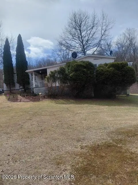 1161 Lake Henry RD, Lake Ariel, PA 18436