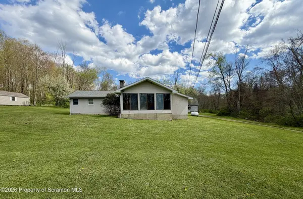 7644 State Route 374, Clifford Twp, PA 18470