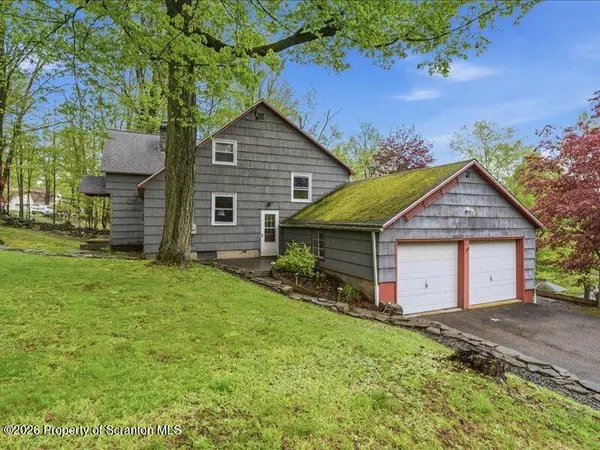 70 Cruser ST, Montrose, PA 18801