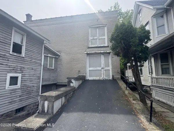 1804 N Main AVE, Scranton, PA 18508