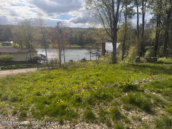 Loomis RD, Montrose, PA 18801
