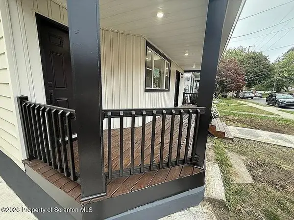 1105 Quincy AVE, Dunmore, PA 18510
