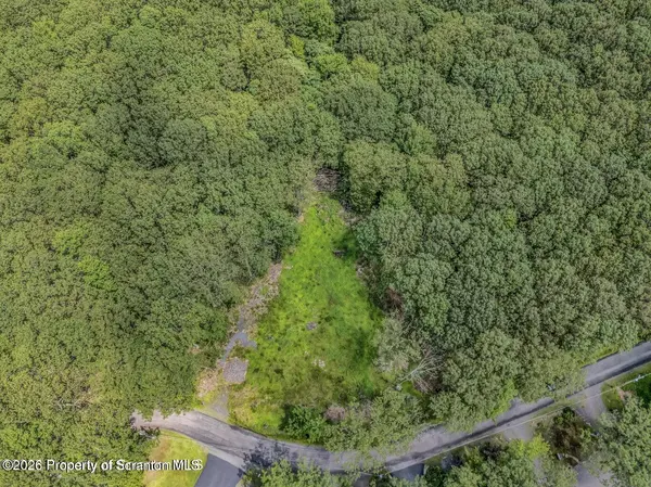 L19 Moosic LK, Jefferson Twp, PA 18436