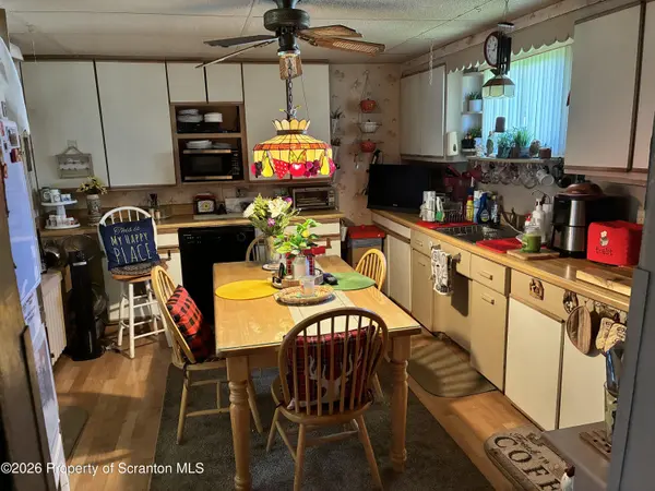 138 E Grace ST, Old Forge, PA 18518