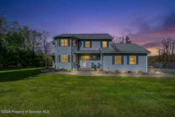 51 Mott DR, Jefferson Twp, PA 18444