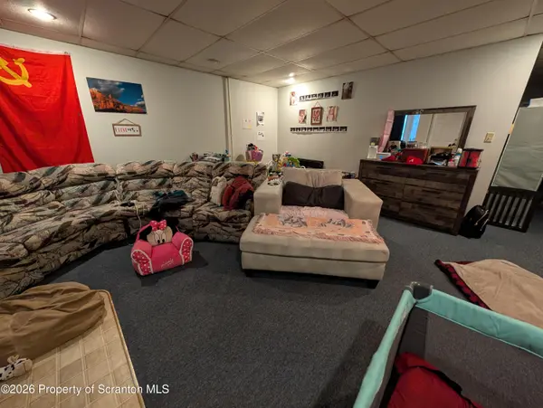 506 S Keyser AVE, Taylor, PA 18517
