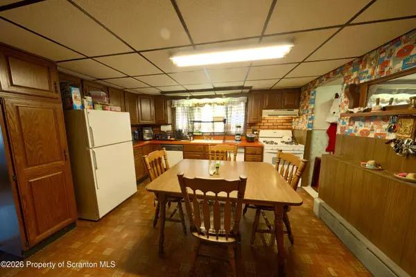 314 Railroad AVE, Scranton, PA 18505