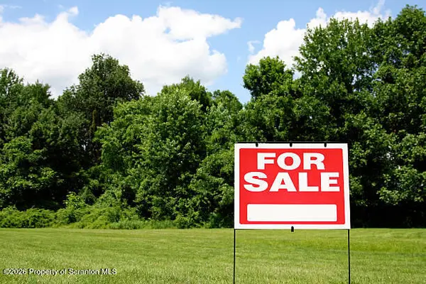 321 Rear Rose ST, Blakely, PA 18452