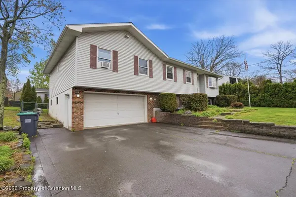 72 Kirby AVE, Mountaintop, PA 18707