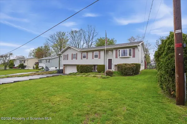 72 Kirby AVE, Mountaintop, PA 18707