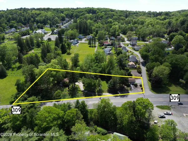 1674 N Memorial HWY, Trucksville, PA 18708