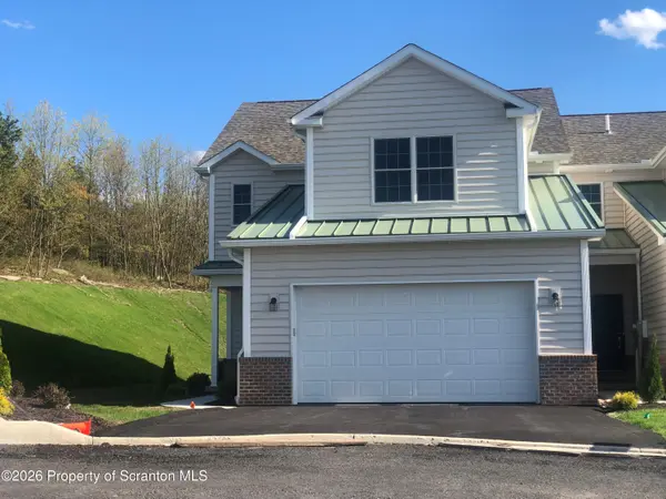 3701 Sinclair Close #Unit 37 A, Moosic, PA 18507