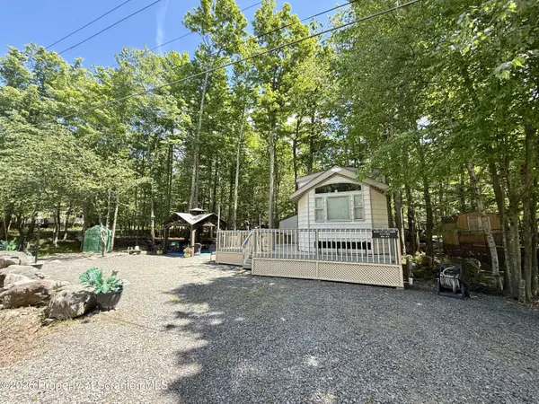23 Woodland WAY, Covington Twp, PA 18424