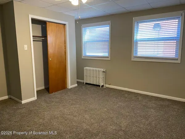 131 S Blakely ST, Dunmore, PA 18512