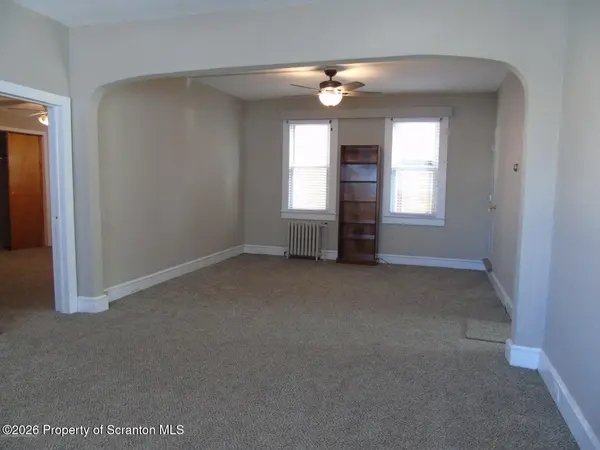 131 S Blakely ST, Dunmore, PA 18512