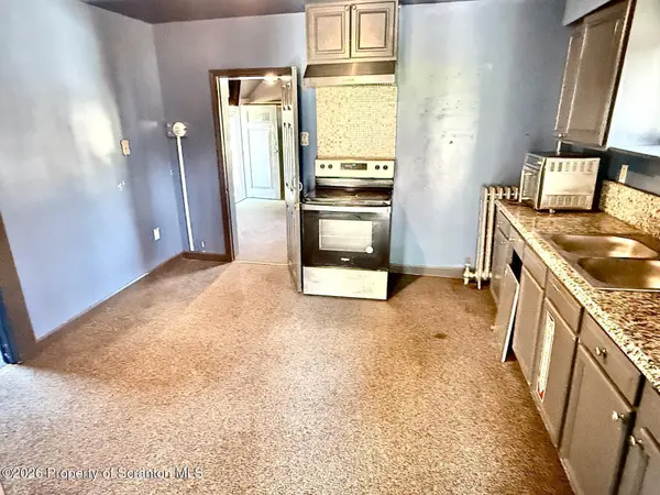45 Belmont ST, Carbondale, PA 18407
