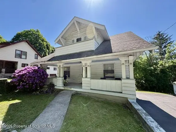 214 Layton RD, Chinchilla, PA 18410