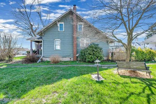 132 S Ridge ST, Taylor, PA 18517