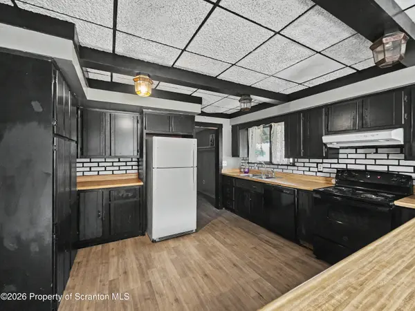 211 Grant ST, Olyphant, PA 18447