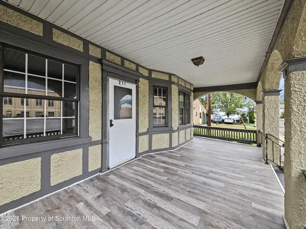 211 Grant ST, Olyphant, PA 18447