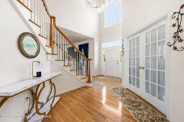 562 Country Club Road RD, Easton, PA 18045