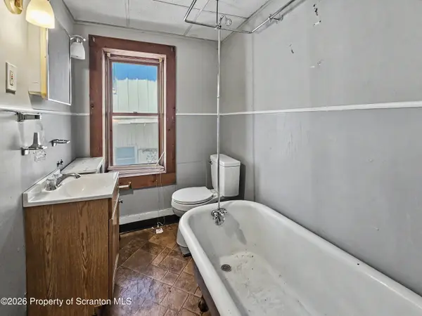 1403 N Sumner AVE #2nd Fl, Scranton, PA 18508