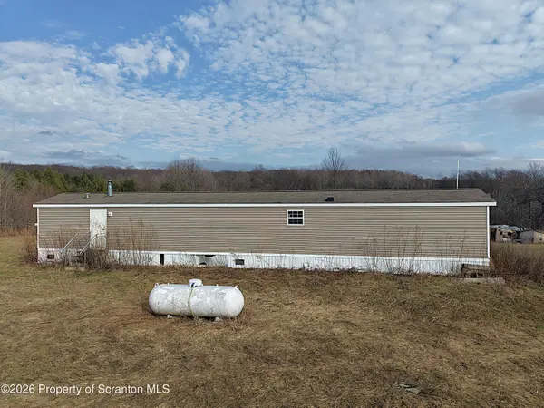 65 Ross Hill RD, Thompson, PA 18465