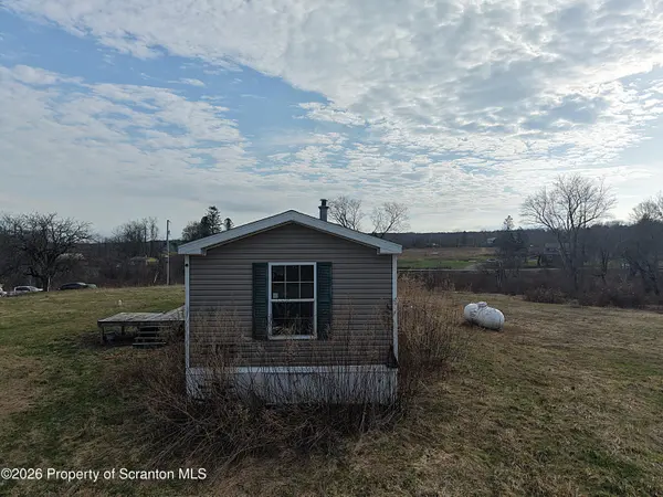 65 Ross Hill RD, Thompson, PA 18465