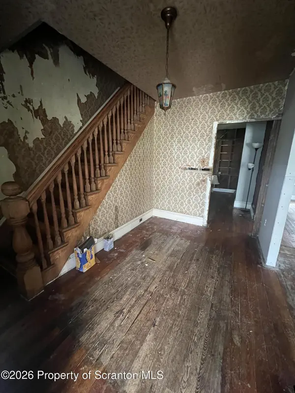 991 Constitution AVE, Jessup, PA 18434