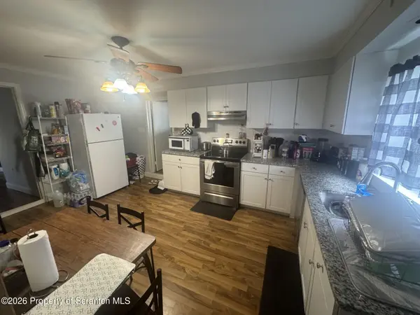 215 W Parker ST, Scranton, PA 18508