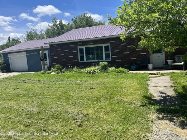 1079 Crosstown HWY, Starrucca, PA 18462