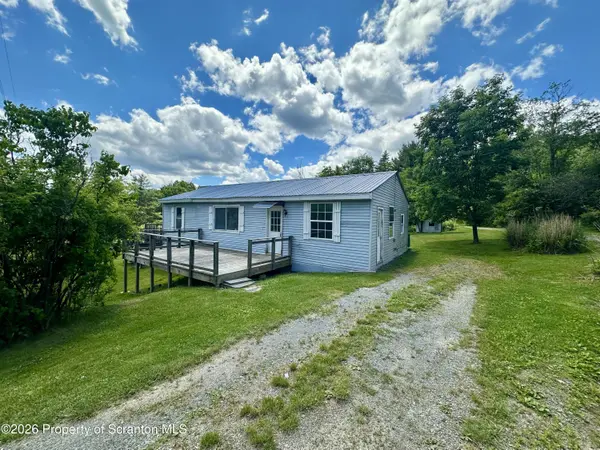 5550 Leisure Lakes RD, Stevensville, PA 18845