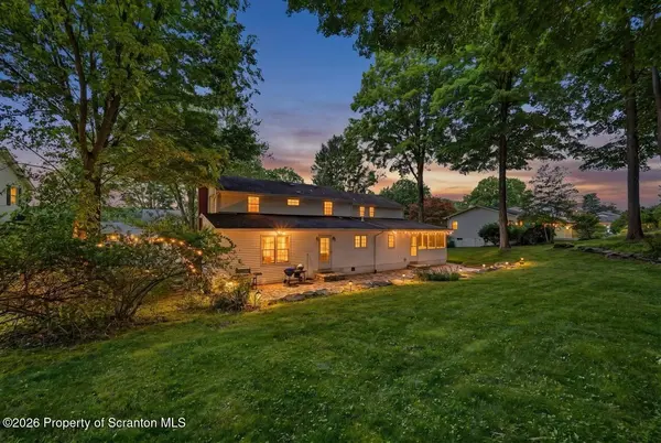 104 Sturbridge RD, Clarks Summit, PA 18411